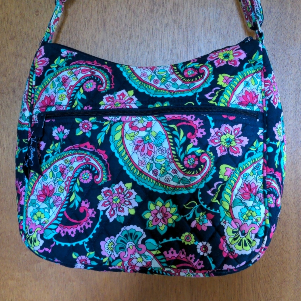 Vera Bradley Crossbody - Picture 3 of 9
